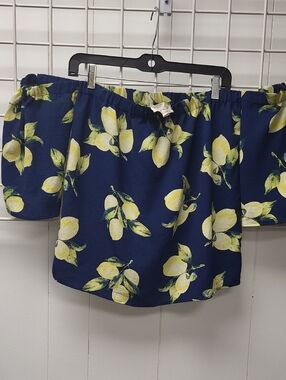 Sweet Wanderer Navy Top with Yellow Lemon Print, Size M